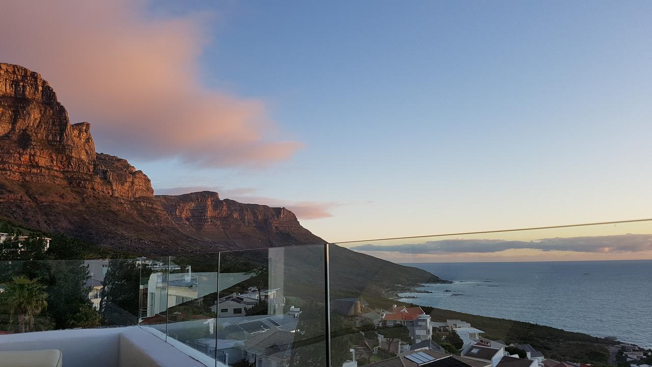 Bayview Penthouses And Rooms Cape Town Exterior photo